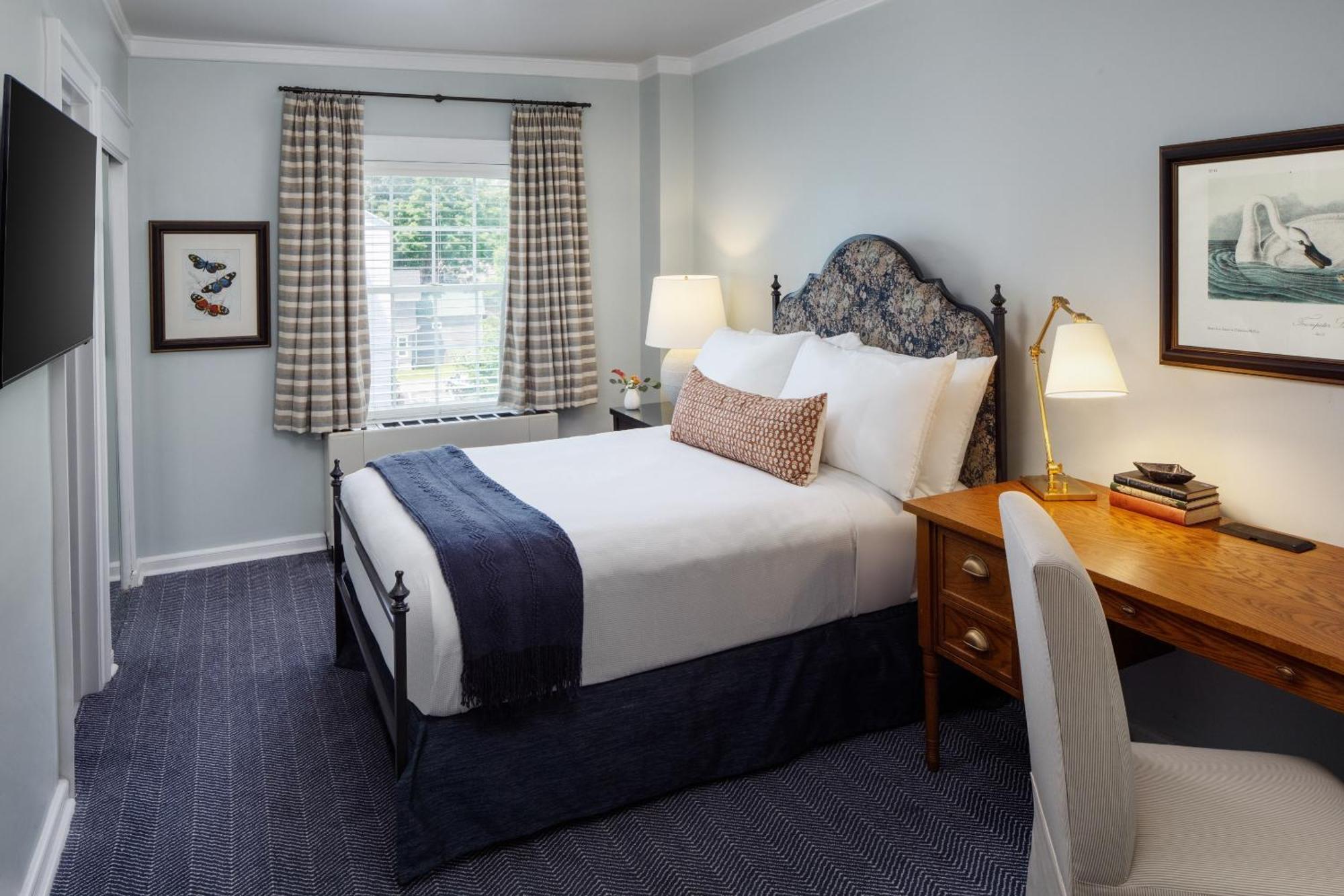 Colgate Inn Hamilton Екстериор снимка