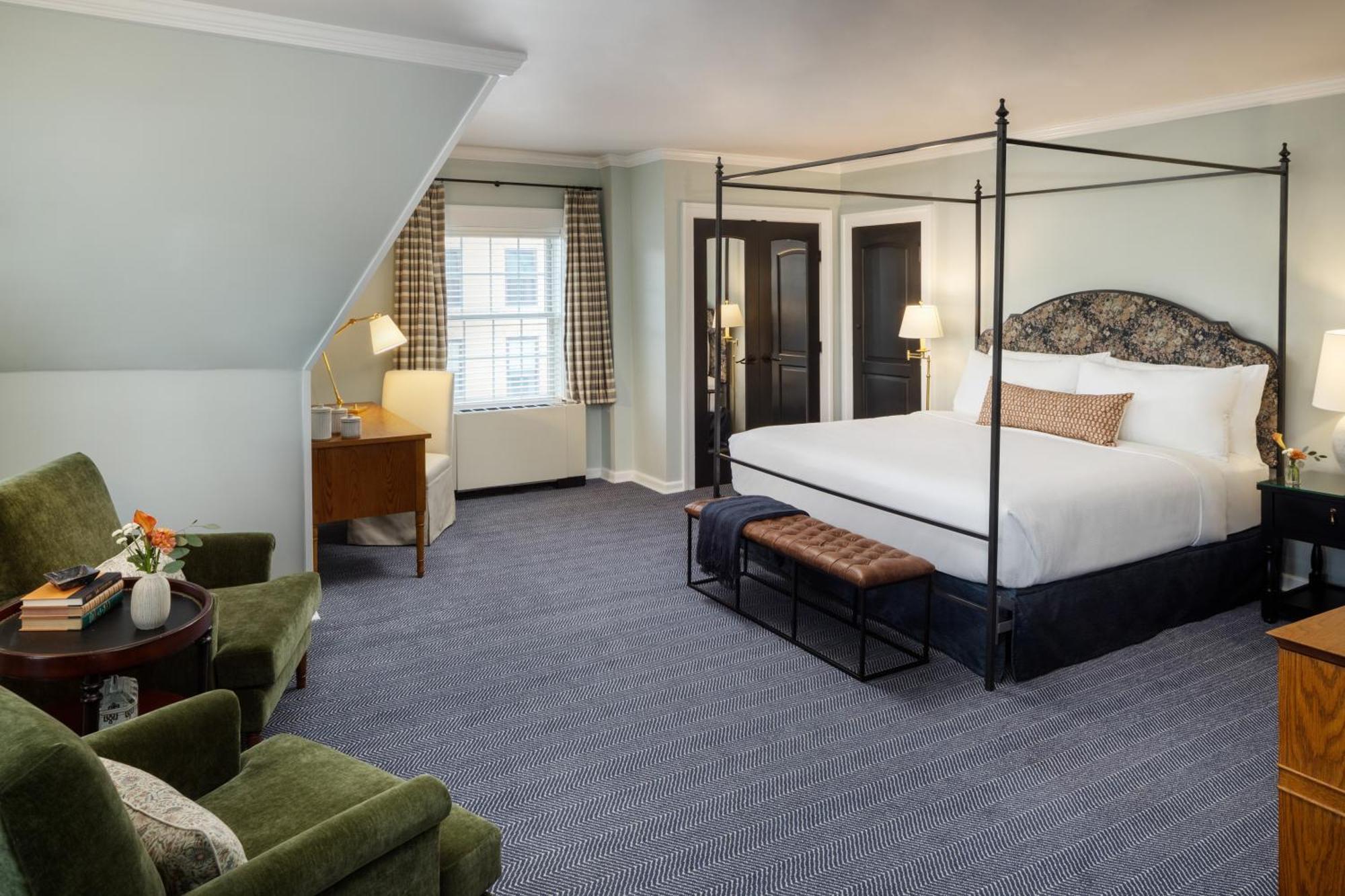 Colgate Inn Hamilton Екстериор снимка