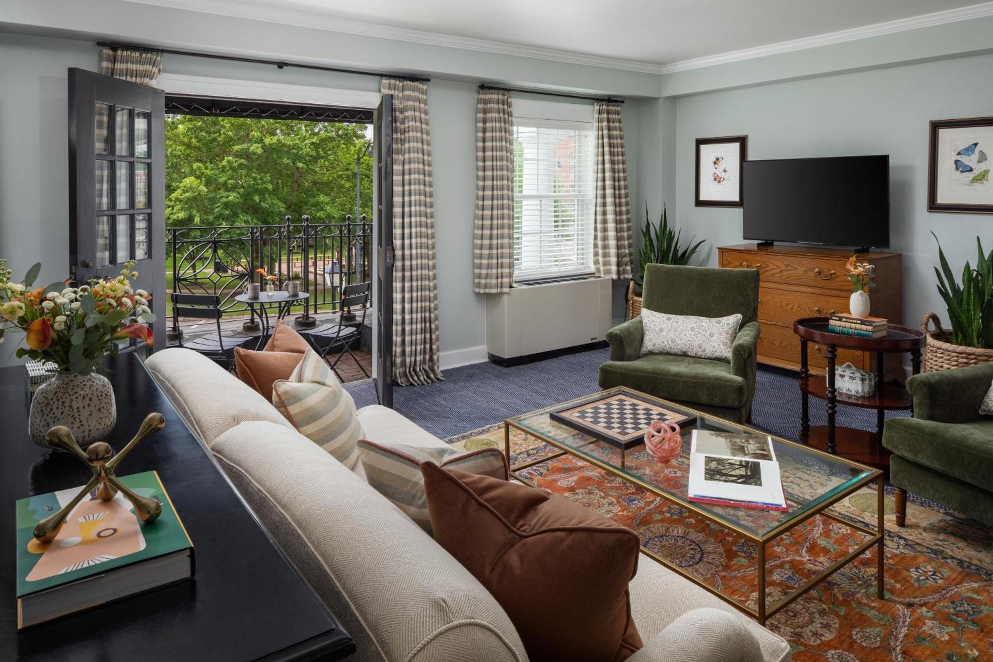 Colgate Inn Hamilton Екстериор снимка